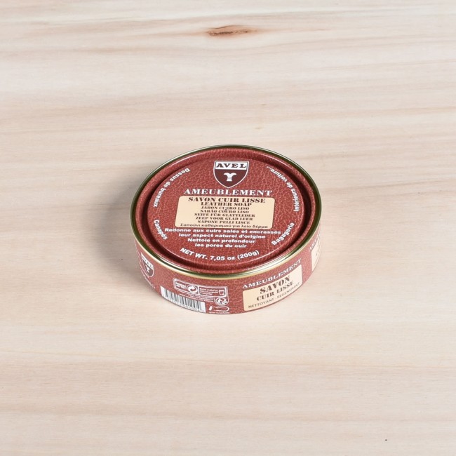 saphir leather soap
